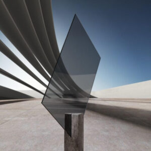 Grau getöntes Glasplatte mit moderner transparenter Tönung